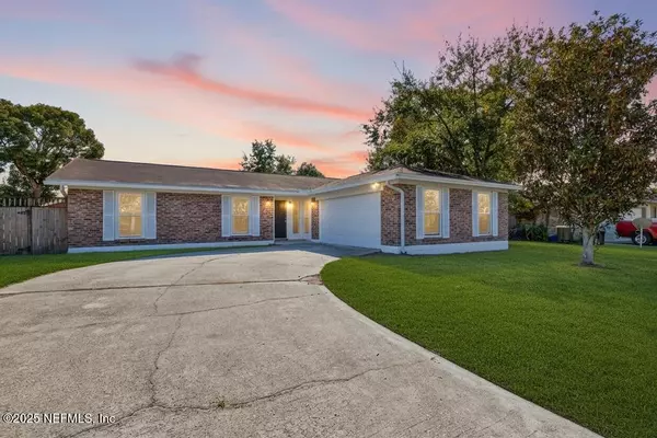 Jacksonville, FL 32210,8240 SPRINGTREE RD