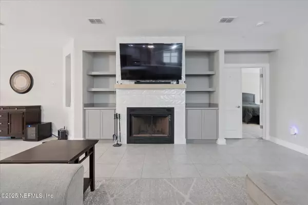 Yulee, FL 32097,75470 SUNBERRY DR