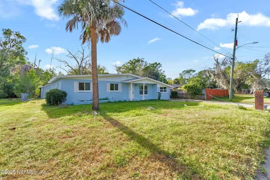 8988 CASTLE BLVD, Jacksonville, FL 32208