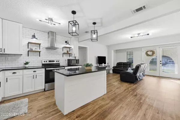 Jacksonville, FL 32277,3517 CESERY BLVD