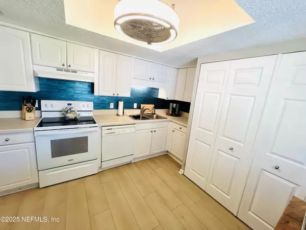 Ponte Vedra Beach, FL 32082,184 BERMUDA CT