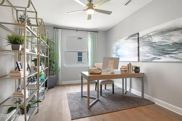 Palm Coast, FL 32164,201 ENCLAVE AVE