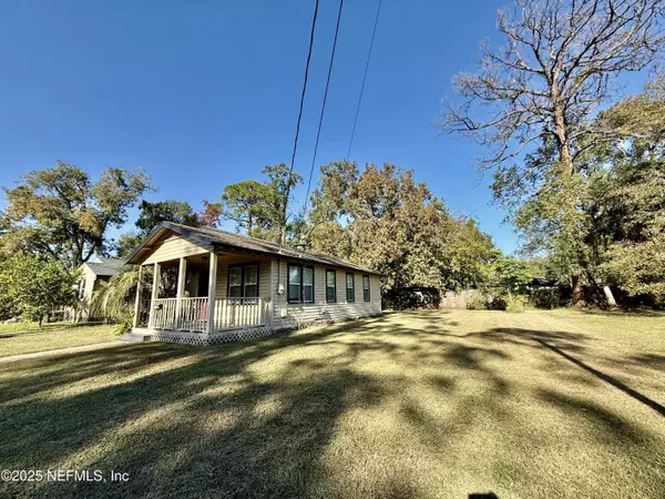 Jacksonville, FL 32205,625 METEOR ST