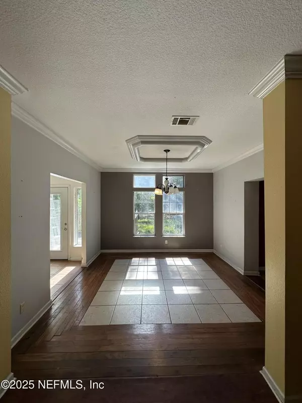 Yulee, FL 32097,852030 US HIGHWAY 17