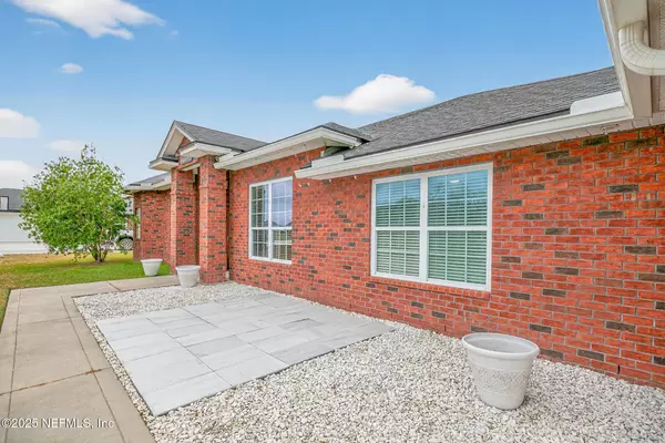 Callahan, FL 32011,54165 BAYLAND DR