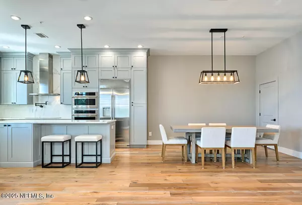 Jacksonville Beach, FL 32250,2410 BEACH BLVD