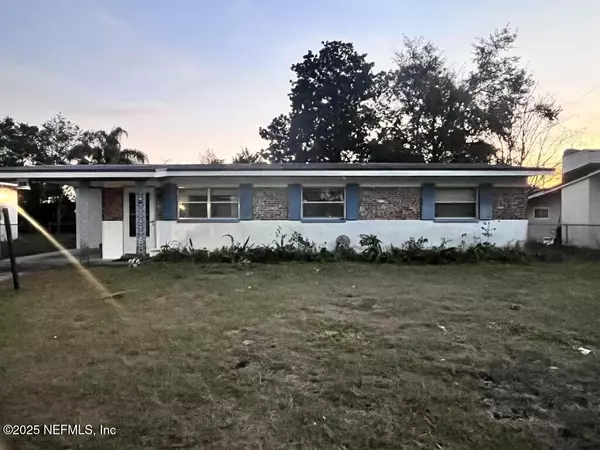 7856 JAGUAR DR, Jacksonville, FL 32244