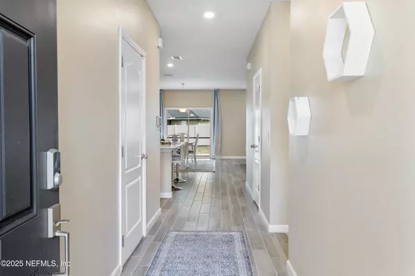 Jacksonville, FL 32222,9973 PAVNES CREEK DR