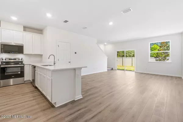 St. Augustine, FL 32086,184 BEACH PALM CT