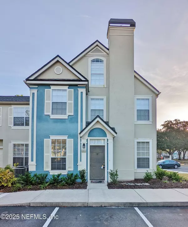 Jacksonville, FL 32224,13700 RICHMOND PARK DR N #1002