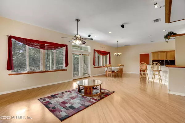 Keystone Heights, FL 32656,7120 GAS LINE RD