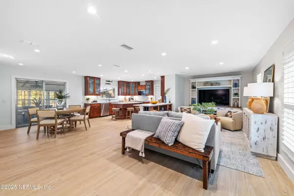 Jacksonville, FL 32233,2638 W WEST END ST