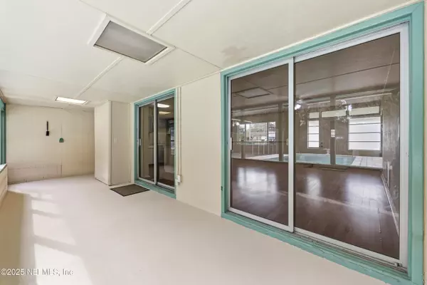 Jacksonville, FL 32216,457 NIGHTINGALE RD