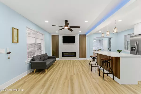 Jacksonville, FL 32210,7060 PERKE DR