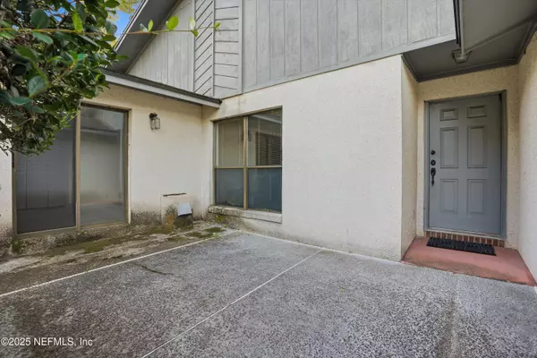 Jacksonville, FL 32257,10340 NAKEMA DR W