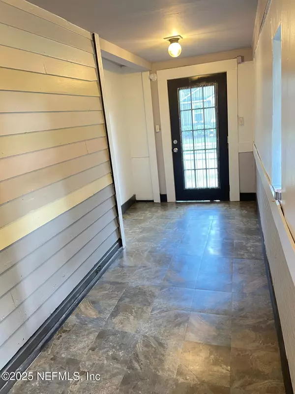 Jacksonville, FL 32206,1117 E 18TH ST