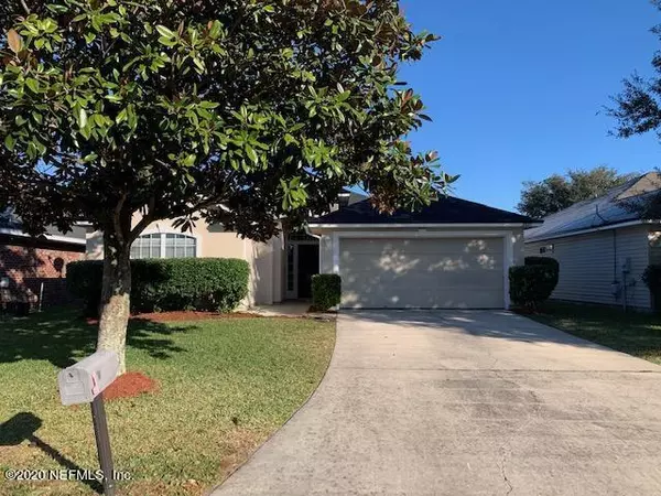 2365 CREEKFRONT DR, Green Cove Springs, FL 32043
