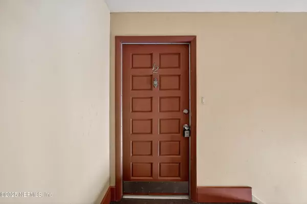 Jacksonville, FL 32217,3916 CORRIDA CT #12