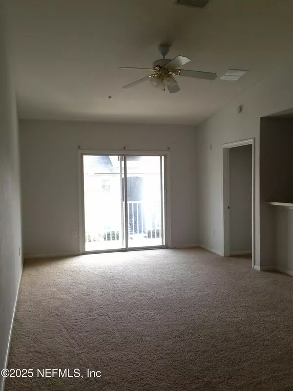 6081 MAGGIES CIR #113, Jacksonville, FL 32244