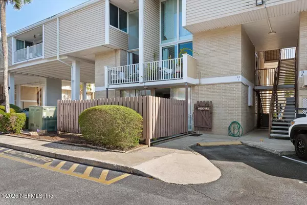 Atlantic Beach, FL 32233,901 OCEAN BLVD #1