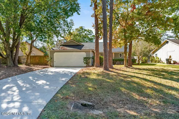 Middleburg, FL 32068,1748 ST IVES DR