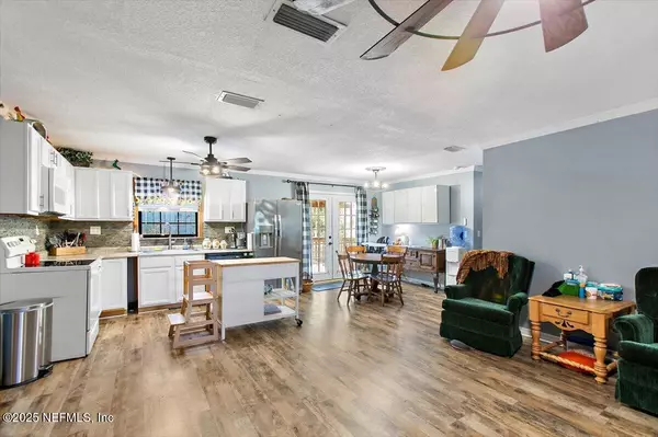 Callahan, FL 32011,45077 CLEMMONS RD