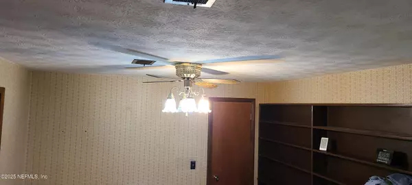 Jacksonville, FL 32233,1124 NANTUCKET AVE