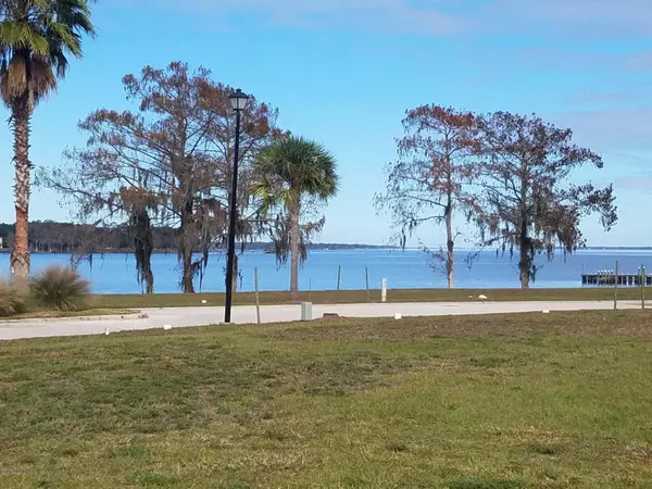 117 YACHT CLUB PT,  Green Cove Springs,  FL 32043