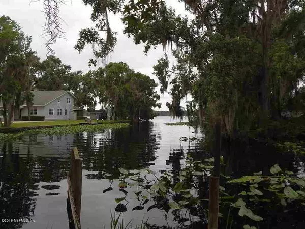 San Mateo, FL 32187,115 RIVERVIEW CIR