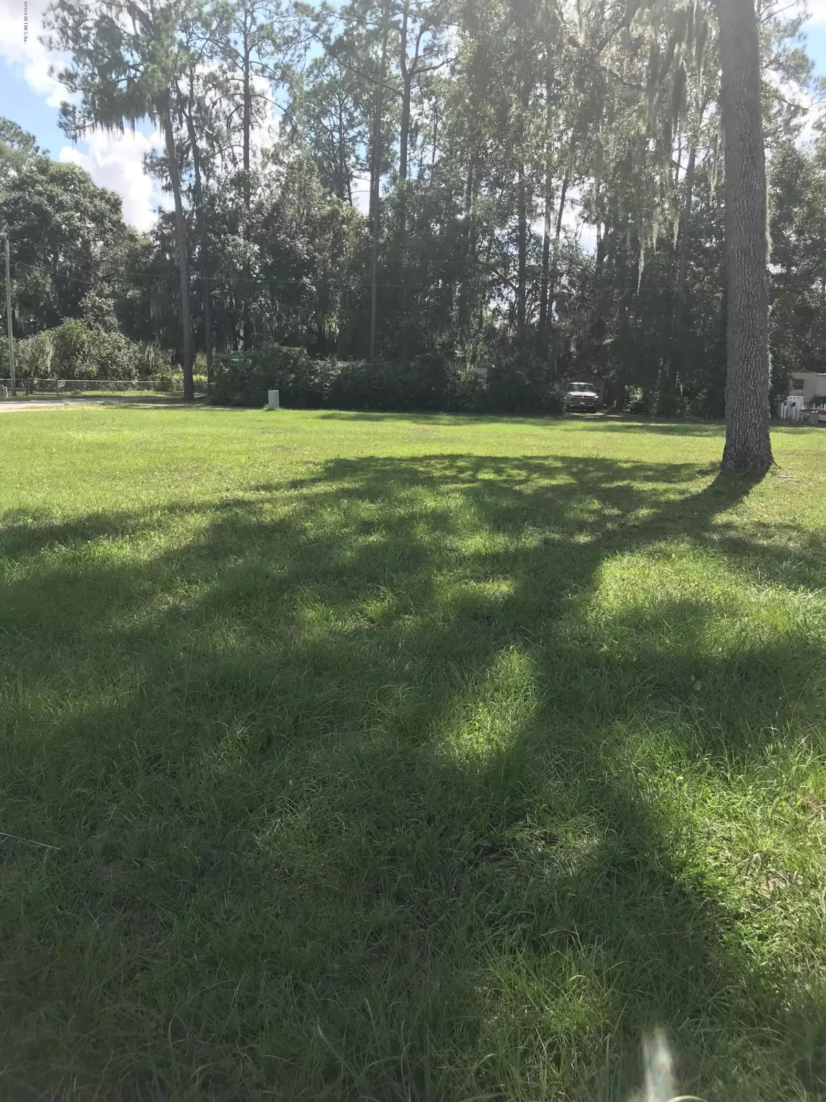 Interlachen, FL 32148,1077 OLD GAINESVILLE HWY