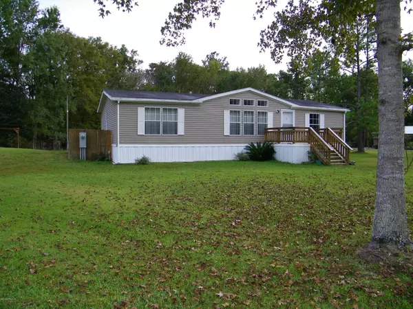 Satsuma, FL 32189,106 ROSS RD