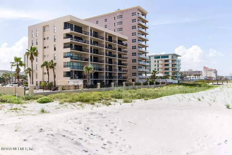 Jacksonville Beach, FL 32250,275 1ST ST S #401