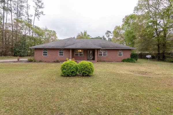 1023 PINEBREEZE ST, Starke, FL 32091