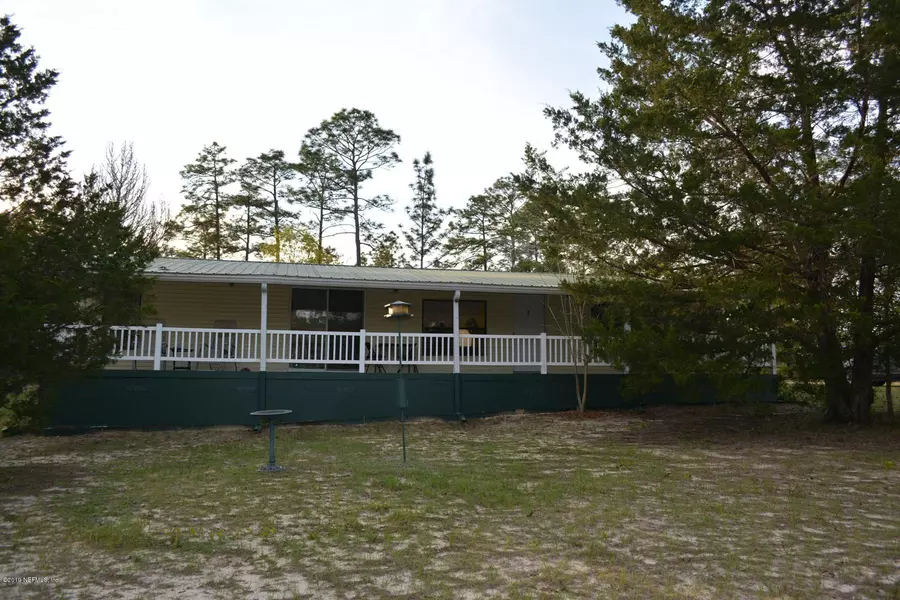 374 MELROSE LANDING BLVD, Hawthorne, FL 32640