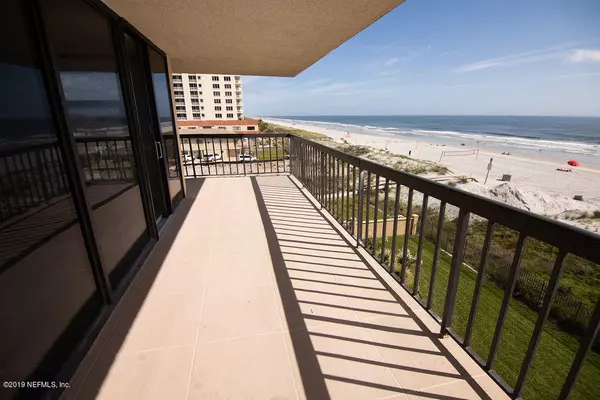 Jacksonville Beach, FL 32250,1221 1ST ST #3A