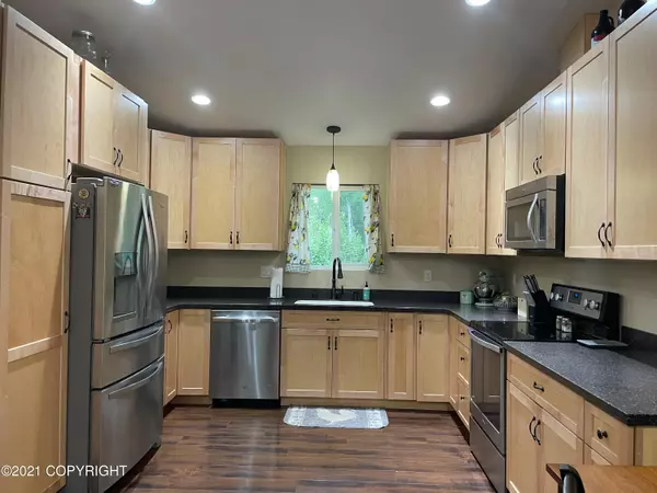 Wasilla, AK 99623,6840 Opal Court