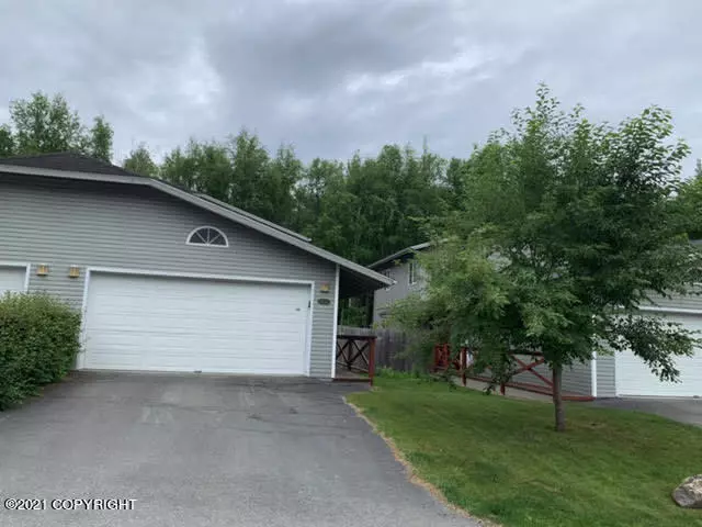 16614 Rivers Edge LN #3A, Eagle River, AK 99577