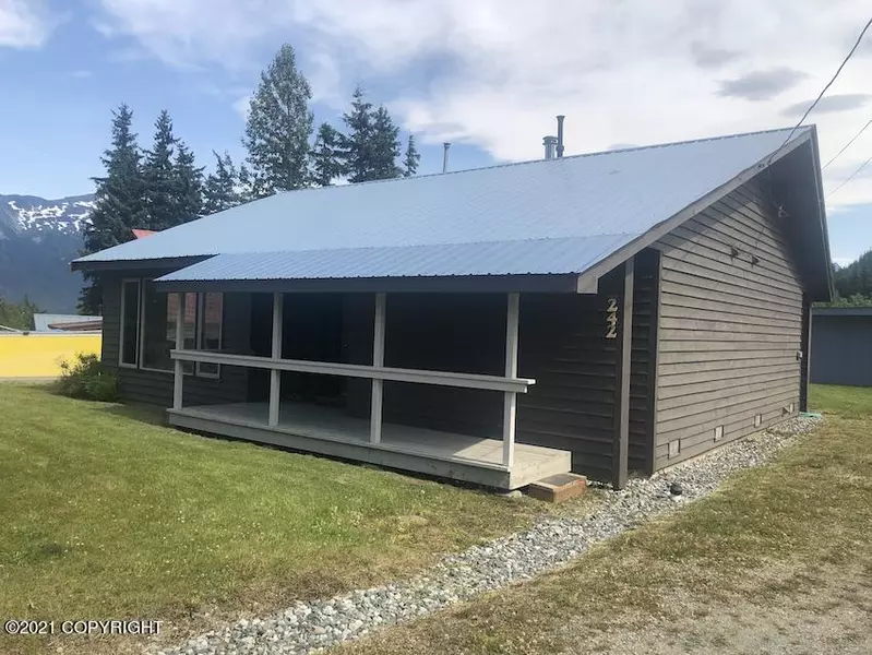 242 Battle RD, Haines, AK 99827