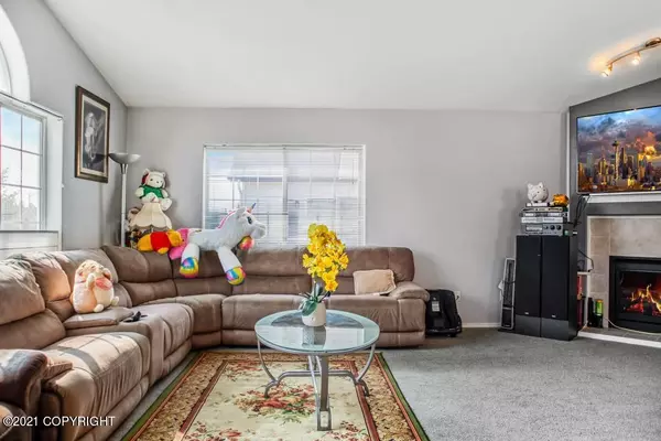 Anchorage, AK 99515,2107 Casey Cusack LOOP