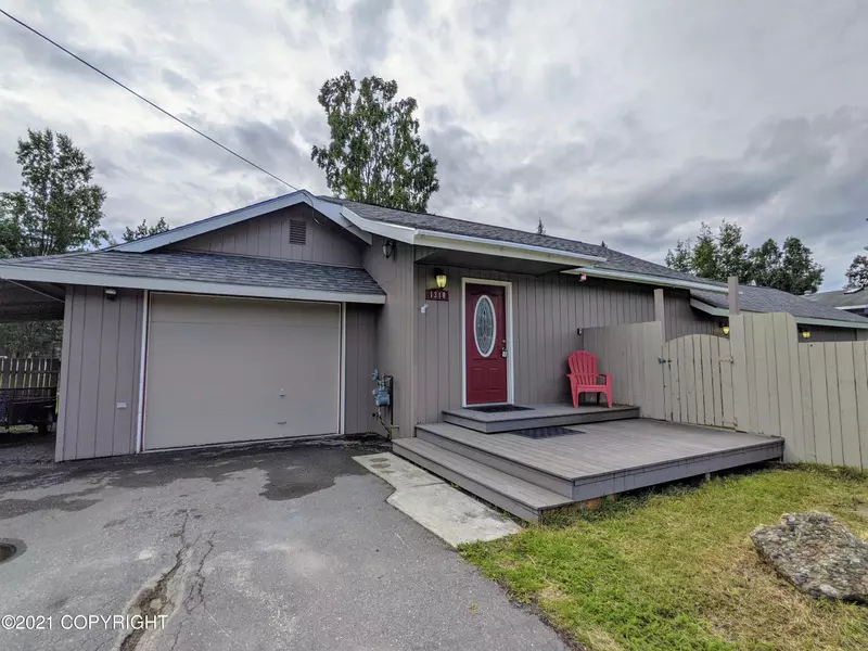 1310 Kiana LN, Kenai, AK 99611