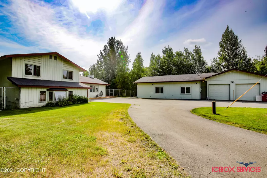 901 N Richmond LN, Wasilla, AK 99645