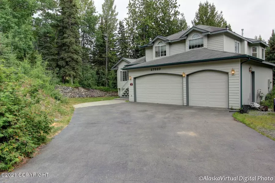 27520 Vantage AVE, Eagle River, AK 99577