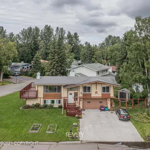 3511 Bisquier DR, Anchorage, AK 99508