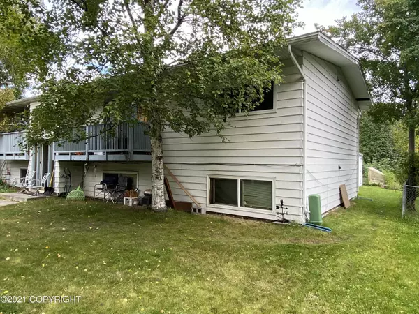 Anchorage, AK 99502,6921 Weimer RD