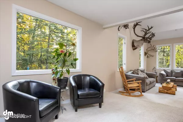 Anchorage, AK 99516,14841 Loc Loman LN