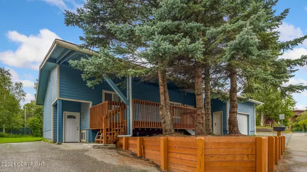 2906 Aspen DR, Anchorage, AK 99517