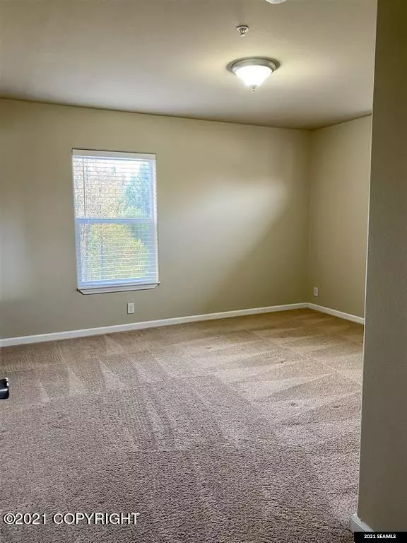 Juneau, AK 99801,3235 Bresee ST #C6