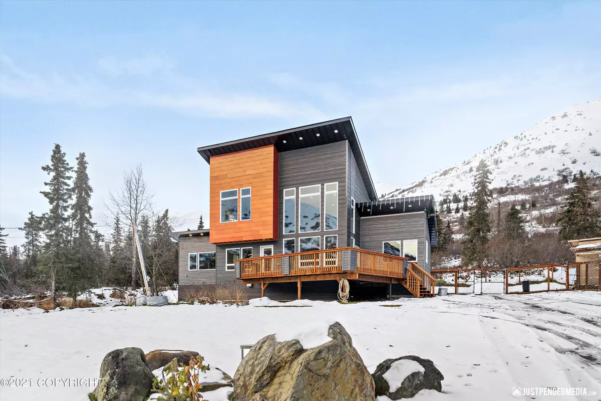 Eagle River, AK 99577,4616 Birdsong DR