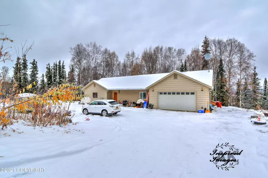 150 Rhubarb DR, Fairbanks, AK 99712