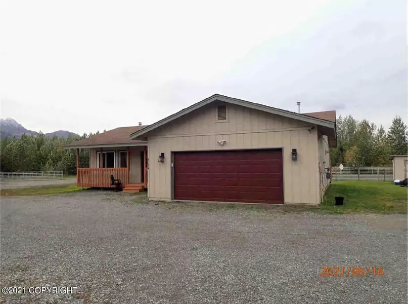 4074 S Cheechako DR, Palmer, AK 99645